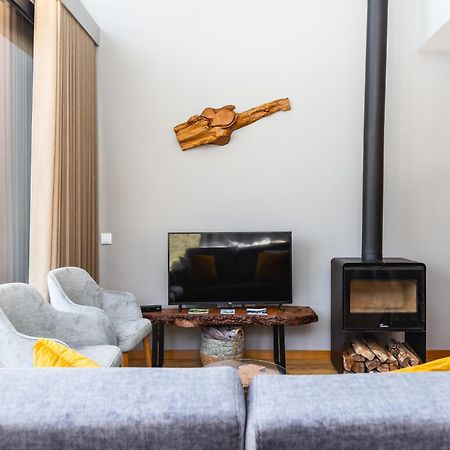 הוילה טראס דה בורו Casas De Bouro 2 Casa Dos Jarros מראה חיצוני תמונה